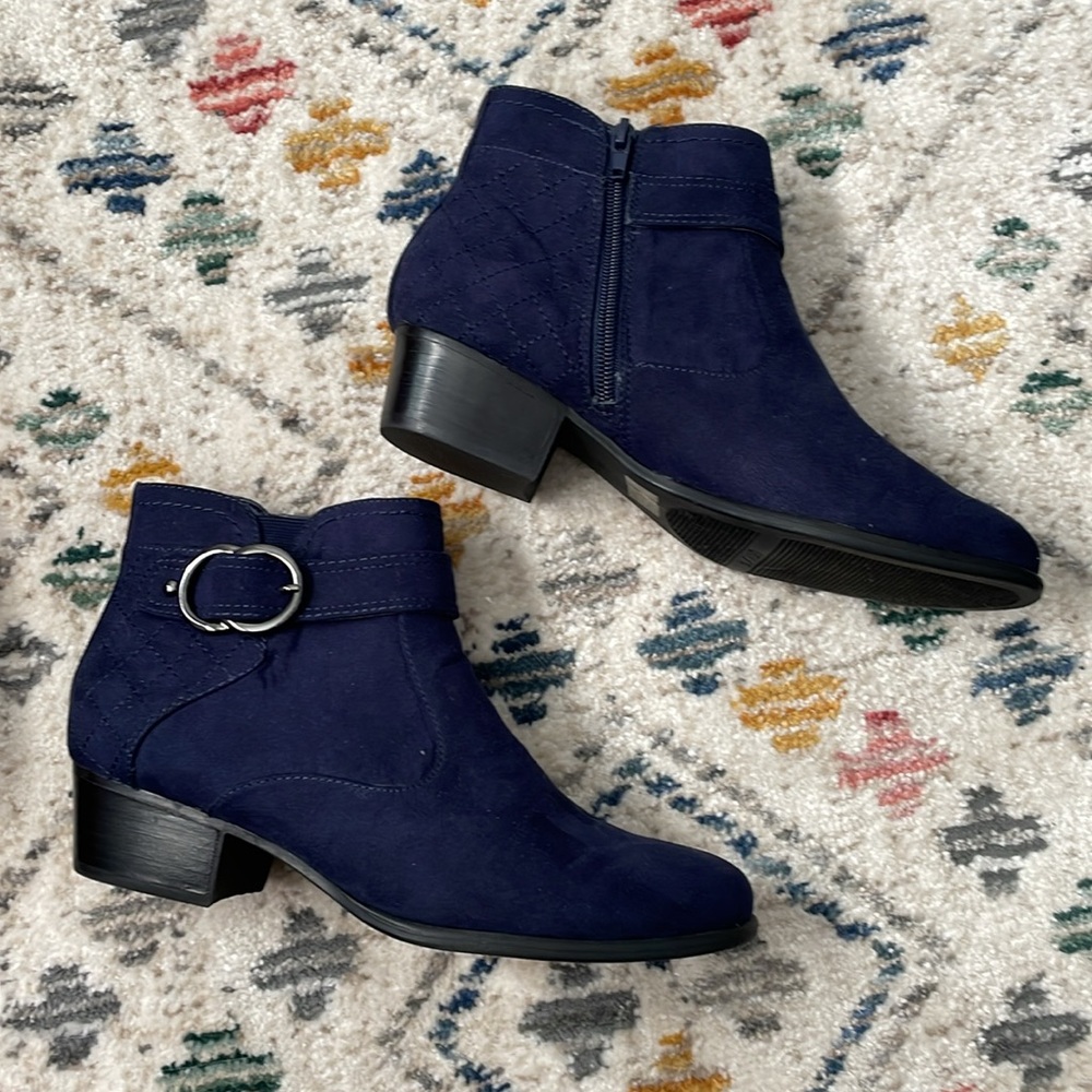 Unisa Navy ankle boots